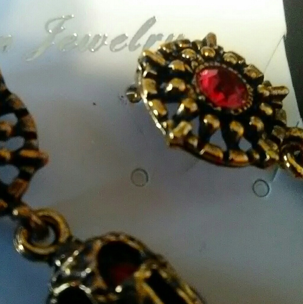 Hot Ladies Elegant Tassel Red Black Earring Set - Picture 5 of 7